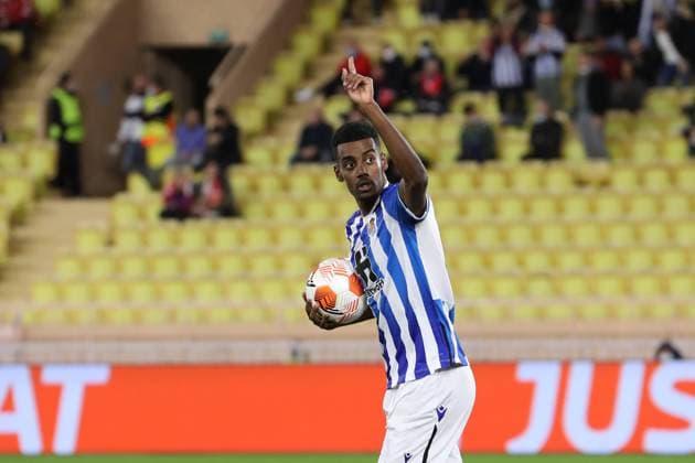 Monaco, Monaco, 25th November 2021. Alexander Isak of Real Sociedad celebrates after scoring to level the game at 1-1 during the UEFA Europa League match at Stade Louis II, Monaco. Picture credit should read: Jonathan Moscrop Sportimage EDITORIAL USE ONLY. No use with unauthorised audio, video, data, fixture lists, club league logos or live services. Online in-match use limited to 120 images, no video emulation. No use in betting, games or single club league player publications. SPI-1343-0009