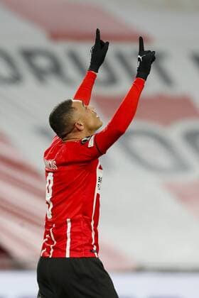 EINDHOVEN - 25-11-2021, Philips stadion. Europa League, season 2021-2022. during the match PSV - Sturm Graz. PSV player Carlos Vinicius celebrating the goal 1-0 PSV - Sturm Graz  x14465864x Copyright: