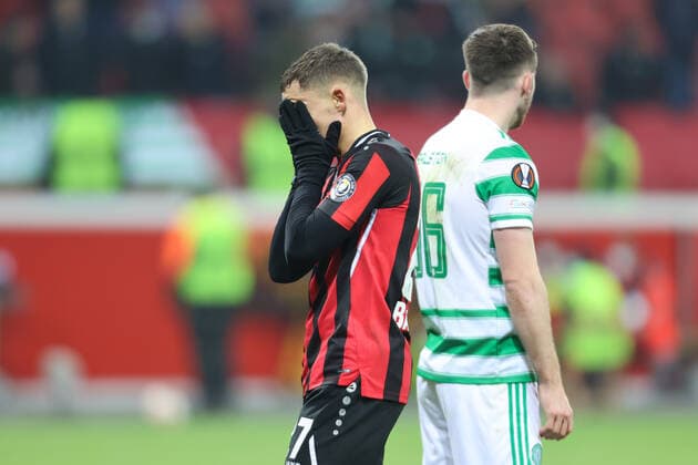 Leverkusen, Deutschland, 25.11.2021, Europa League, Spieltag 5, Bayer 04 Leverkusen vs Celtic Glasgow, Florian Wirtz (B04) reagiert nach verpasster Torchance.