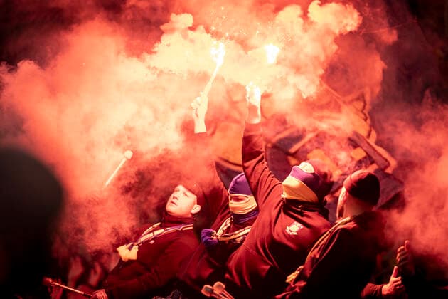 Broendby IFs fans under Europa League kampen mellem Broendby IF og Olympique Lyonnais paa Broendby Stadion i Broendby, torsdag den 25. november 2021. Broendby taber kampen 1-3.. , Broendby Denmark Copyright: RitzauxScanpix MadsxClausxRasmussenx cop101 spdk20211125-234001-L