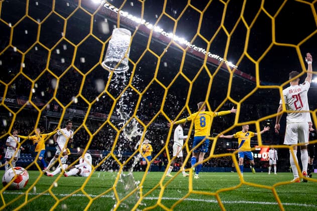 Broendby IFs Mikael Uhre scorer under Europa League kampen mellem Broendby IF og Olympique Lyonnais paa Broendby Stadion i Broendby, torsdag den 25. november 2021.. , Broendby Denmark Copyright: RitzauxScanpix MadsxClausxRasmussenx cop101 spdk20211125-235532-L