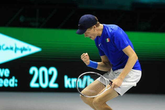 November 26, 2021, Turin, Italy: Turin, Italy, Pala Alpitour, November 26, 2021, Jannik Sinner (Italy) celebrates the victory of the match against John Isner (USA) during Davis Cup Finals 2021 - Stage Group E - Italy vs USA - Tennis Internationals Tennis Internationals - Davis Cup Finals 2021 - Stage Group E - Italy vs USA, Turin, Italy  - ZUMAl164 20211126_zsa_l164_053 Copyright: xClaudioxBenedettox