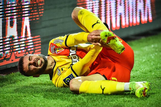 Jonathan CLAUSS of Lens FOOTBALL : RC Lens vs Angers SCO - Ligue 1 Uber Eats - 26 11 2021 MatthieuMirville Panoramic 