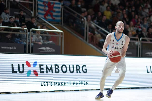 Basketball, EM Quali, Luxemburg - Rumänien Basketball Eurobasket messieurs 28.11.2021, Basketball Eurobasket messieurs, Herren, Saison 2021-2022, Luxembourg, Luxemburg, Coque, Gymnase Coque, Luxembourg, Luxemburg (LUX) - Rumaenien, Romania (ROM) vl: Philippe Gutenkauf (FLBB - Luxemburg - 7)
