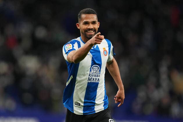 Fußball, RCD Espanyaol Barcelona - Real Sociedad San Sebastian ESP: RCD Espanyol-Real Sociedad. La Liga Santander Yangel Herrera of RCD Espanyol celebrates after scoring the 1-0 during the La Liga match between RCD Espanyol v Real Sociedad played at RCDE Stadium on November 28, 2021 in Barcelona, Spain. kpng Copyright: xSergioxRuizx xPRESSINPHOTOx PS_211128_515