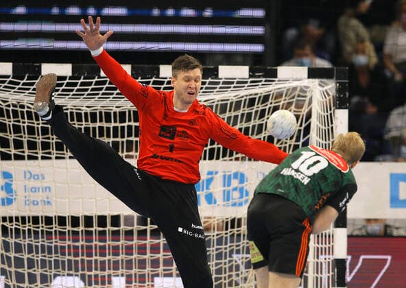 Foto : Torhüter Niklas Landin Jacobsen (Kiel) Handball Herren am 14.11.2021 1. Bundesliga THW Kiel - Hannover Burgdorf 31 - 24