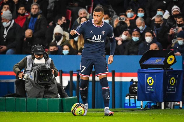 December 1, 2021, Paris, France, France: Kylian MBAPPE of PSG during the Ligue 1 match between Paris Saint-Germain (PSG) and OGC Nice at Parc des Princes stadium on December 01, 2021 in Paris, France. Paris France - ZUMAm308 20211201_zsp_m308_001 Copyright: xMatthieuxMirvillex