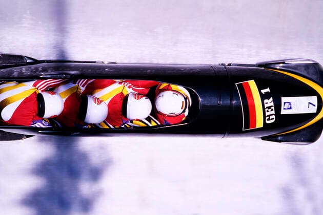HOPPE Wolfgang Team GER 4er Bob 3.Platz mit HIELSCHER, HANNEMANN Rene und EMBACH Olympische Winterspiele 1994 in Lillehammer am 27. 02.1994 in Lillehammer *** HOPPE Wolfgang Team GER 4-man bob 3 place with HIELSCHER, HANNEMANN Rene and EMBACH Olympic Winter Games 1994 in Lillehammer on 27 02 1994 in Lillehammer