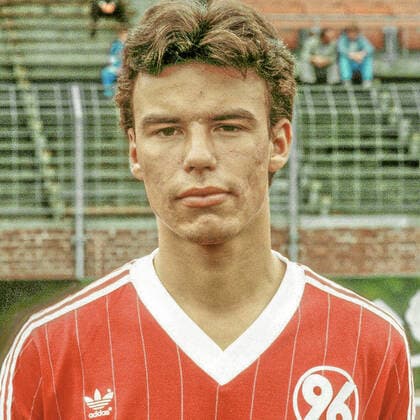Maximilian Heidenreich -Spieler bei Hannover 96 -hier in der Serie 1985-86 am 09.07.1985. *** Maximilian Heidenreich player at Hannover 96 here in the 1985 86 series on 09 07 1985