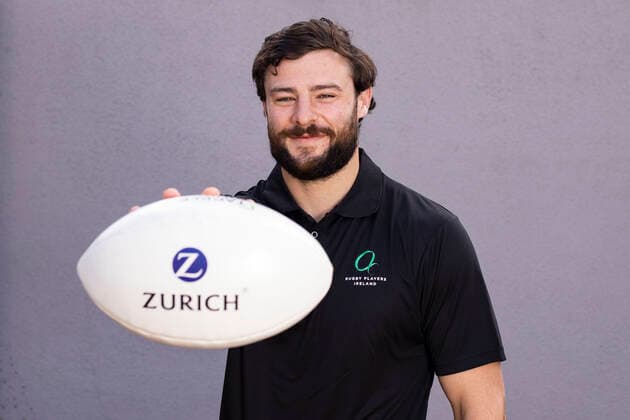 Rugby, Fotoshooting mit Player of the Year Award Gewinner Robbie Henshaw und Dorothy Wall *UNDER STRICT EMBARGO UNTIL FRIDAY DECEMBER 3RD AT 15:00PM* EDITORIAL USE ONLY 2021 Zurich Men™s & Women s Players™ Player of the Year Award Winners Announced 3 12 2021 Pictured is Robbie Henshaw who today was announced at the winner of the 2021 Zurich Men™s Players™ Player of the Year Award. Henshaw™s form last season saw him nominated for the Six Nations Player of the Tournament, while he was also a central feature of the Lions tour to South Africa in the summer. He wins the award ahead of Connacht™s Tom Daly and his fellow Lions tourists Tadhg Beirne and Iain Henderson. Robbie Henshaw 3 12 2021  Copyright: x INPHO TommyxDicksonx B48I9856
