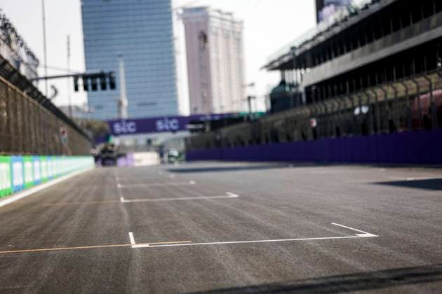 Track impression, F1 Grand Prix of Saudi Arabia at Jeddah Corniche Circuit on December 2, 2021 in Jeddah, Saudi Arabia. (Photo by HOCH ZWEI) Jeddah Saudi Arabia