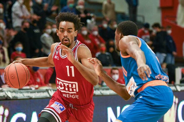 Jalen Tate, Semaj Cgriston 9. Spieltag, Basketball Bundesliga, Basketball Saison 2021 2022, Deutschland, easyCredit BBL, Germany, Giessen 46ers, giessen rot, Herren, Jobstairs GIESSEN 46ers - ratiopharm Ulm, Männer, Ulm orange
