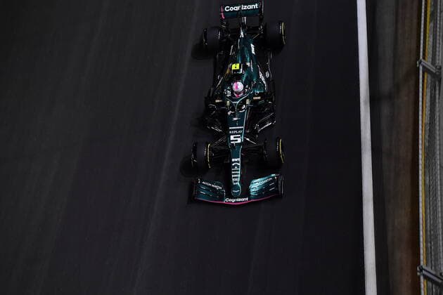 Formel 1 Großer Preis von Saudi-Arabien 03.12.2021, Jeddah Corniche Circuit, Dschidda, Formel 1 Großer Preis von Saudi-Arabien ,im Bild Sebastian Vettel (DEU), Aston Martin Cognizant Formula One Team