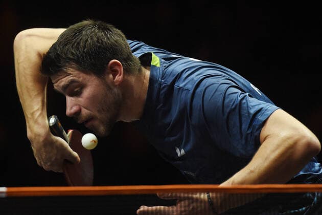 Sport Themen der Woche KW48 Sport Bilder des Tages (211204) -- SINGAPORE, Dec. 4, 2021 -- Patrick Franziska of Germany serves during the men s singles round of 16 match between Fan Zhendong of China and Patrick Franziska of Germany at the 2021 World Table tennis, Tischtennis (WTT) Cup Finals in Singapore s OCBC Arena on Dec. 4, 2021. (Photo by Xinhua) (SP)SINGAPORE-TABLE TENNIS-WTT-DAY 1 ThenxChihxWey 