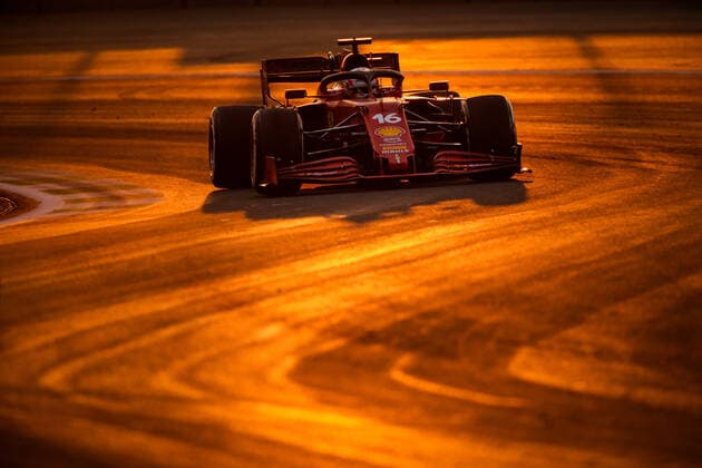 16 LECLERC Charles (mco), Scuderia Ferrari SF21, action during the Formula 1 stc Saudi Arabian Grand Prix 2021, 21th round of the 2021 FIA Formula One World Championship, WM, Weltmeisterschaft from December 3 to 5, 2021 on the Jeddah Corniche Circuit, in Jeddah, Saudi Arabia - F1 - SAUDI ARABIAN GRAND PRIX 2021 DPPI Panoramic  20211204_GOODEN_FG0O1856