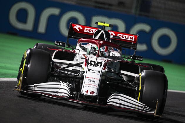 99 GIOVINAZZI Antonio (ita), Alfa Romeo Racing ORLEN C41, action during the Formula 1 stc Saudi Arabian Grand Prix 2021, 21th round of the 2021 FIA Formula One World Championship, WM, Weltmeisterschaft from December 3 to 5, 2021 on the Jeddah Corniche Circuit, in Jeddah, Saudi Arabia - F1 - SAUDI ARABIAN GRAND PRIX 2021 DPPI Panoramic  00121043_FG0O2811.JPG