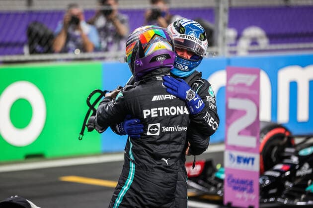 HAMILTON Lewis (gbr), Mercedes AMG F1 GP W12 E Performance, BOTTAS Valtteri (fin), Mercedes AMG F1 GP W12 E Performance, portrait during the Formula 1 stc Saudi Arabian Grand Prix 2021, 21th round of the 2021 FIA Formula One World Championship, WM, Weltmeisterschaft from December 3 to 5, 2021 on the Jeddah Corniche Circuit, in Jeddah, Saudi Arabia - F1 - SAUDI ARABIAN GRAND PRIX 2021 DPPI Panoramic 00121043_AV6_2776