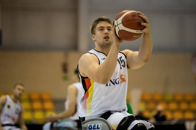 Europameisterschaft Rollstuhlbasketball 04.12.2021 MADRID, SPANIEN 4. Dezember - Rollstuhlbasketball, Deutschland gegen Litauen Herren, an Tag 1 der Europameisterschaft Rollstuhlbasketball am 04.12.2021 in Polid. Municipal Francisco Fernandez Ochoa in Madrid, Spanien. Alexander Budde (Deutschland, 15) Copyright: xBEAUTIFULxSPORTS Wunderlx