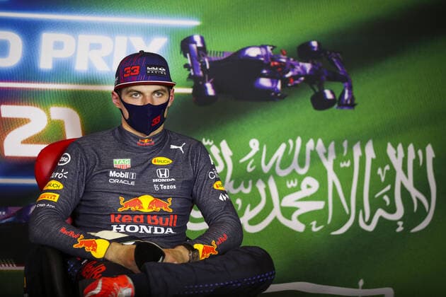 VERSTAPPEN Max (ned), Red Bull Racing Honda RB16B, press conference, PK, Pressekonferenz during the Formula 1 stc Saudi Arabian Grand Prix 2021, 21th round of the 2021 FIA Formula One World Championship, WM, Weltmeisterschaft from December 3 to 5, 2021 on the Jeddah Corniche Circuit, in Jeddah, Saudi Arabia - F1 - SAUDI ARABIAN GRAND PRIX 2021 DPPI Panoramic 00121043_FGO07803.JPG