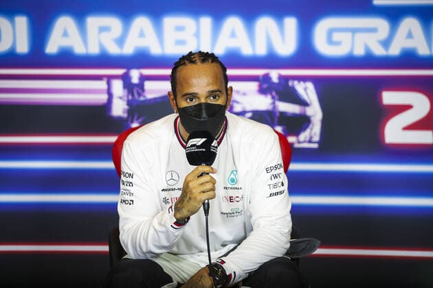 HAMILTON Lewis (gbr), Mercedes AMG F1 GP W12 E Performance, portrait, press conference, PK, Pressekonferenz during the Formula 1 stc Saudi Arabian Grand Prix 2021, 21th round of the 2021 FIA Formula One World Championship, WM, Weltmeisterschaft from December 3 to 5, 2021 on the Jeddah Corniche Circuit, in Jeddah, Saudi Arabia - F1 - SAUDI ARABIAN GRAND PRIX 2021 DPPI Panoramic 00121043_FGO07804.JPG
