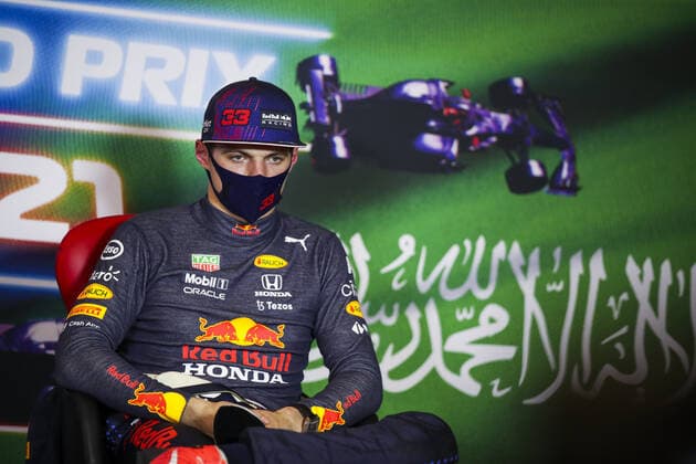 VERSTAPPEN Max (ned), Red Bull Racing Honda RB16B, portrait, press conference, PK, Pressekonferenz during the Formula 1 stc Saudi Arabian Grand Prix 2021, 21th round of the 2021 FIA Formula One World Championship, WM, Weltmeisterschaft from December 3 to 5, 2021 on the Jeddah Corniche Circuit, in Jeddah, Saudi Arabia - F1 - SAUDI ARABIAN GRAND PRIX 2021 DPPI Panoramic 00121043_FGO07811.JPG