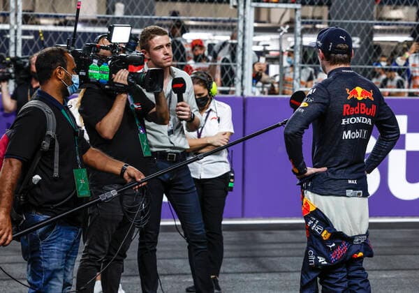 33 Max Verstappen (NED, Red Bull Racing), F1 Grand Prix of Saudi Arabia at Jeddah Corniche Circuit on December 4, 2021 in Jeddah, Saudi Arabia. (Photo by HOCH ZWEI) Jeddah Saudi Arabia