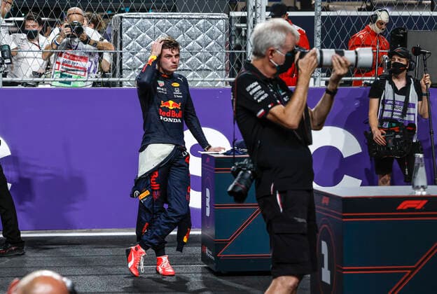 33 Max Verstappen (NED, Red Bull Racing), F1 Grand Prix of Saudi Arabia at Jeddah Corniche Circuit on December 4, 2021 in Jeddah, Saudi Arabia. (Photo by HOCH ZWEI) Jeddah Saudi Arabia