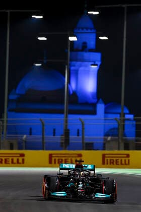 44 Lewis Hamilton (GBR, Mercedes-AMG Petronas F1 Team), F1 Grand Prix of Saudi Arabia at Jeddah Corniche Circuit on December 4, 2021 in Jeddah, Saudi Arabia. (Photo by HOCH ZWEI) Jeddah Saudi Arabia