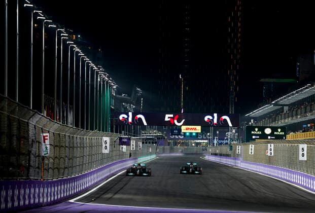 77 Valtteri Bottas (FIN, Mercedes-AMG Petronas F1 Team), 44 Lewis Hamilton (GBR, Mercedes-AMG Petronas F1 Team), F1 Grand Prix of Saudi Arabia at Jeddah Corniche Circuit on December 4, 2021 in Jeddah, Saudi Arabia. (Photo by HOCH ZWEI) Jeddah Saudi Arabia