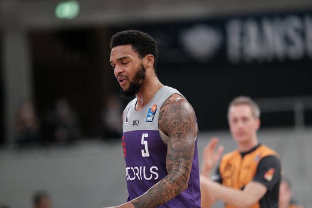 Jeff Roberson (BG Goettingen, 5) beim BBL Spiel der MLP Academics Heidelberg vs. BG Goettingen in der 1.Basketball Bundesliga am 04.12.2021 MLP Academics Heidelberg vs. BG Goettingen, Basketball, Easycredit BBL, 04.12.2021 Heidelberg Copyright: xEibner-Pressefotox xMichaelxBermelx
