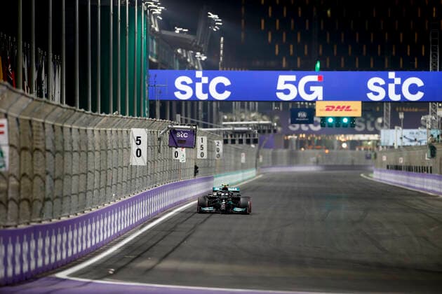 77 Valtteri Bottas (FIN, Mercedes-AMG Petronas F1 Team), F1 Grand Prix of Saudi Arabia at Jeddah Corniche Circuit on December 4, 2021 in Jeddah, Saudi Arabia. (Photo by HOCH ZWEI) Jeddah Saudi Arabia