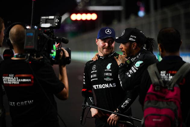BOTTAS Valtteri (fin), Mercedes AMG F1 GP W12 E Performance, HAMILTON Lewis (gbr), Mercedes AMG F1 GP W12 E Performance, portrait during the Formula 1 stc Saudi Arabian Grand Prix 2021, 21th round of the 2021 FIA Formula One World Championship, WM, Weltmeisterschaft from December 3 to 5, 2021 on the Jeddah Corniche Circuit, in Jeddah, Saudi Arabia - F1 - SAUDI ARABIAN GRAND PRIX 2021 DPPI Panoramic 20211204_GOODEN_FGO07783