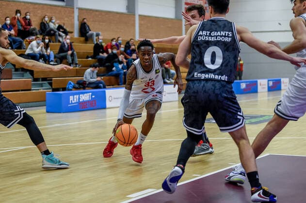 Barmer 2. Basketball Bundesliga ProB, Rheinstars Koeln vs. ART Giants Leverkusen, 04.12.2021 John Joseph Saigge (RheinStars Koeln 33), Barmer 2. Basketball Bundesliga ProB, Rheinstars Koeln vs. ART Giants Leverkusen am 04.12.2021 im ASV Koeln in Koeln (Nordrhein-Westfalen) Copyright: xBEAUTIFULxSPORTS Mueller-Laschetx