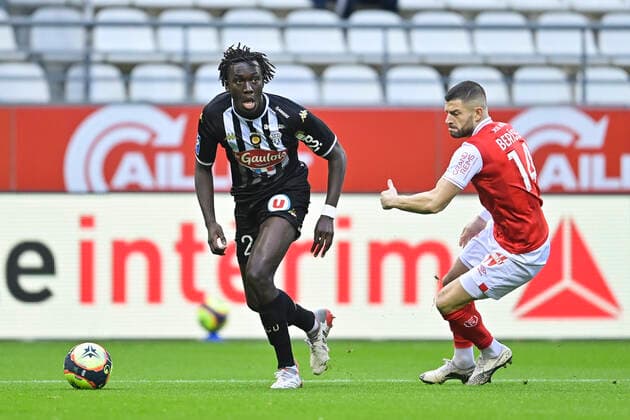 Batista Mendy (Angers) FOOTBALL : Reims vs Angers - Ligue1 - 05 12 2021 JBAutissier Panoramic 