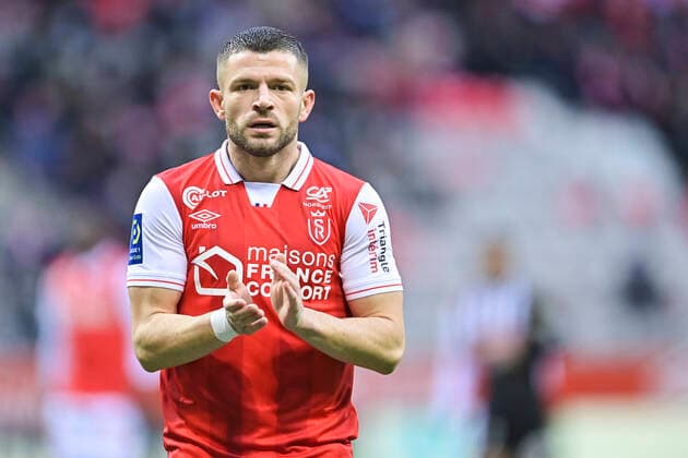 Valon Berisha (Reims) FOOTBALL : Reims vs Angers - Ligue1 - 05 12 2021 JBAutissier Panoramic 