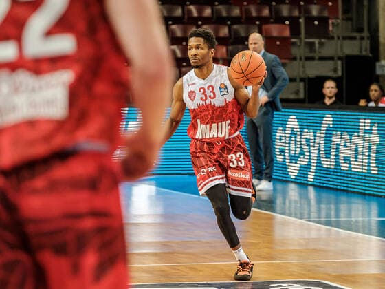 Kerron Johnson (S.Oliver Wurzburg, 33), MHP Riesen Ludwigsburg - S.Oliver Wurzburg , Basketball, Bundesliga, 9. Spieltag, Spielzeit 2021 2022, 05.12.2021, MHP Riesen Ludwigsburg - S.Oliver Wurzburg , Basketball, Bundesliga, 9. Spieltag, Spielzeit 2021 2022, 05.12.2021 Ludwigsburg Copyright: xAntonioxChiok Eibner-Pressefotox EP_ACK
