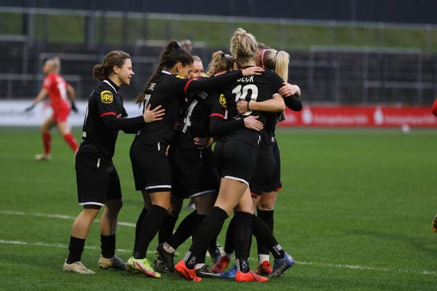 1. FC Köln Frauen - SC Sand Frauen Fussball Frauen Bundesliga 2021 2022 Franz Kremer Stadion Köln Deutschland 05.12.2021 1:0 durch Sharon Beck (1. FC Köln)