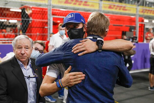 Jean Todt (FRA, FIA President), Mika Hakkinen (FIN), 47 Mick Schumacher (GER, Haas F1 Team), F1 Grand Prix of Saudi Arabia at Jeddah Corniche Circuit on December 5, 2021 in Jeddah, Saudi Arabia. (Photo by HOCH ZWEI) Jeddah Saudi Arabia
