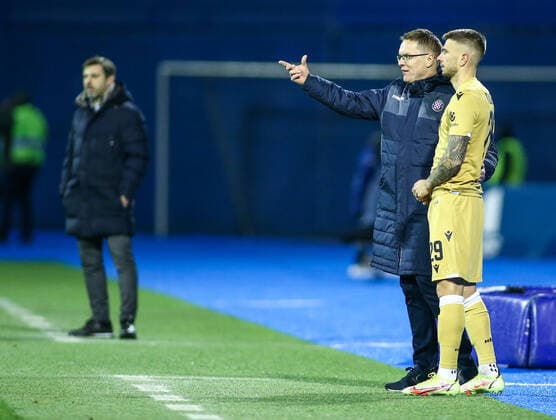 Zagreb: Dinamo i Hajduk susreli se u 18. kolu Prve HNL 05.12.2021.,Zagreb - Stadion Maksimir , 18. kolo Hrvatski Telekom Prve HNL: Dinamo - Hajduk. Valdas Dambrauskas; Jan Mlakar MatijaxHabljak PIXSELL