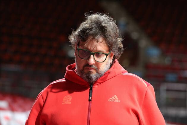 Andrea Trinchieri (Bayern Basketball, Chef-Trainer) vor dem Spiel GER, FC Bayern Basketball vs. Academics Heidelberg, Basketball, 1.Bundesliga, Saison 2021 2022, 06.12.2021, GER, FC Bayern Basketball vs. Academics Heidelberg, Basketball, 1.Bundesliga, Saison 2021 2022, 06.12.2021, Muenchen Copyright: xEIBNER MarcelxEngelbrechtx EP_EER