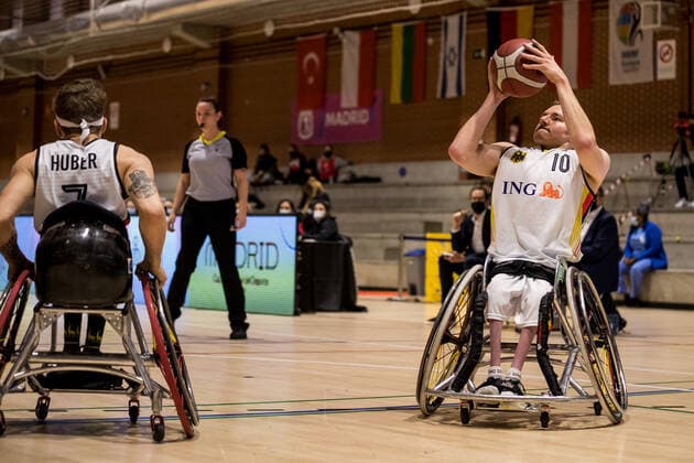 Europameisterschaft Rollstuhlbasketball 07.12.2021 MADRID, SPANIEN 7. Dezember - Rollstuhlbasketball, Deutschland gegen Schweiz Herren, an Tag 4 der Europameisterschaft Rollstuhlbasketball am 07.12.2021 in Polid. Municipal Marques de Samaranch in Madrid, Spanien. Jan Haller (Deutschland, 10) Copyright: xBEAUTIFULxSPORTS Wunderlx