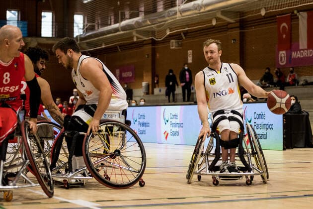Europameisterschaft Rollstuhlbasketball 07.12.2021 MADRID, SPANIEN 7. Dezember - Rollstuhlbasketball, Deutschland gegen Schweiz Herren, an Tag 4 der Europameisterschaft Rollstuhlbasketball am 07.12.2021 in Polid. Municipal Marques de Samaranch in Madrid, Spanien. Jan Sadler (Deutschland, 11) Copyright: xBEAUTIFULxSPORTS Wunderlx