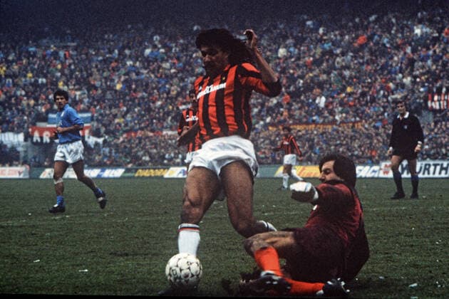 RUUD GULLIT, Milan, CLAUDIO GARELLA, Napoli, Serie A, Milan vs Napoli 4-1, Milano SERIE A 1987-88 MILAN-NAPOLI 4-1