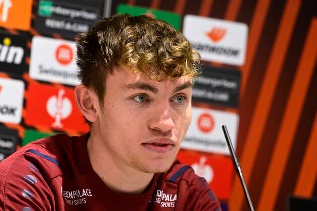 ANTWERP, BELGIUM - DECEMBER 08 : Samuel Marqus Lloyd Vines defender of Antwerp FC pictured during a press conference, PK, Pressekonferenz of Royal Antwerp FC prior to their Europa League game against Olympiacos on December 8, 2021 in Antwerp, Belgium, 8 12 2021 ( media activities Royal Antwerp - Europa League PhotoNews Panoramic 