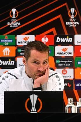 ANTWERP, BELGIUM - DECEMBER 08 : Brian Priske head coach of Antwerp FC pictured during a press conference, PK, Pressekonferenz of Royal Antwerp FC prior to their Europa League game against Olympiacos on December 8, 2021 in Antwerp, Belgium, 8 12 2021 ( media activities Royal Antwerp - Europa League PhotoNews Panoramic 