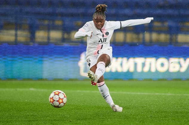 Sport Themen der Woche KW49 Sport Bilder des Tages KHARKIV, UKRAINE - DECEMBER 8, 2021: The football match of UEFA Women s Champions League Zhilstroi-1 vs. PSG. Copyright: xVitaliixKliuievx