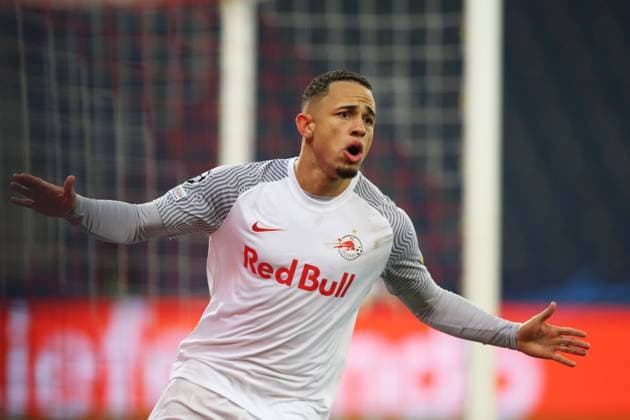 SOCCER - UEFA CL, RBS vs Sevilla SALZBURG,AUSTRIA,08.DEC.21 - SOCCER - UEFA Champions League, group stage, Red Bull Salzburg vs FC Sevilla. Image shows the rejoicing of Noah Okafor (RBS).  GEPAxpictures xMathiasxMandl