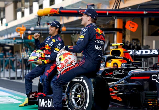 11 Sergio Perez (MEX, Red Bull Racing), 33 Max Verstappen (NED, Red Bull Racing), F1 Grand Prix of Abu Dhabi at Yas Marina Circuit on December 9, 2021 in Abu Dhabi, United Arab Emirates. (Photo by HOCH ZWEI) Abu Dhabi United Arab Emirates