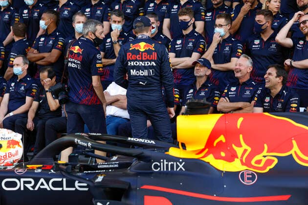 33 Max Verstappen (NED, Red Bull Racing), F1 Grand Prix of Abu Dhabi at Yas Marina Circuit on December 9, 2021 in Abu Dhabi, United Arab Emirates. (Photo by HOCH ZWEI) Abu Dhabi United Arab Emirates