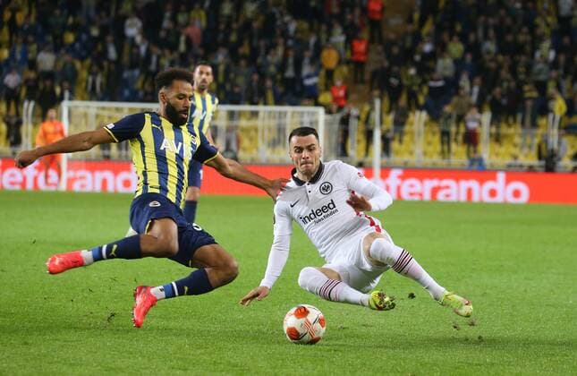 Eintracht Frankfurt™s Filip Kostic and Fenerbahce™s Nazim Sangare during Fenerbahce - Eintracht Frankfurt during UEFA Europa League game at Kadikoy Sukru Saracoglu Stadium in Istanbul, 9th of December, 2021. Copyright: TolgaxAdanali 17355656